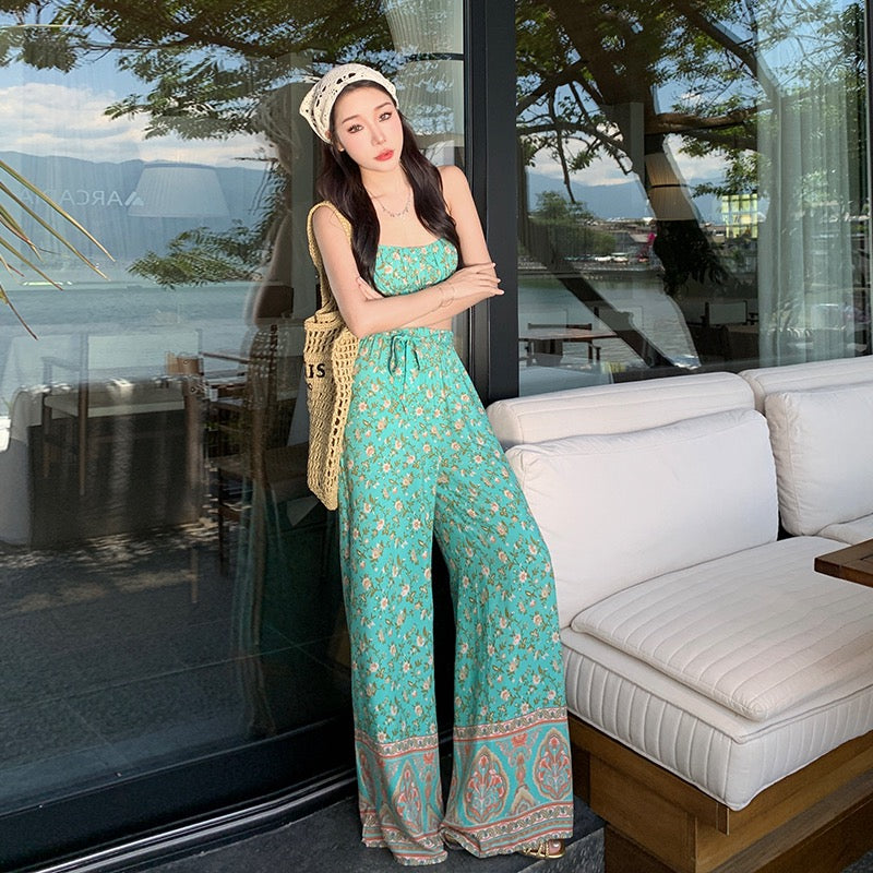 自由旷野 Free Wilderness Floral Cami Top & Elastic High-Waist Wide-Leg Pants Set