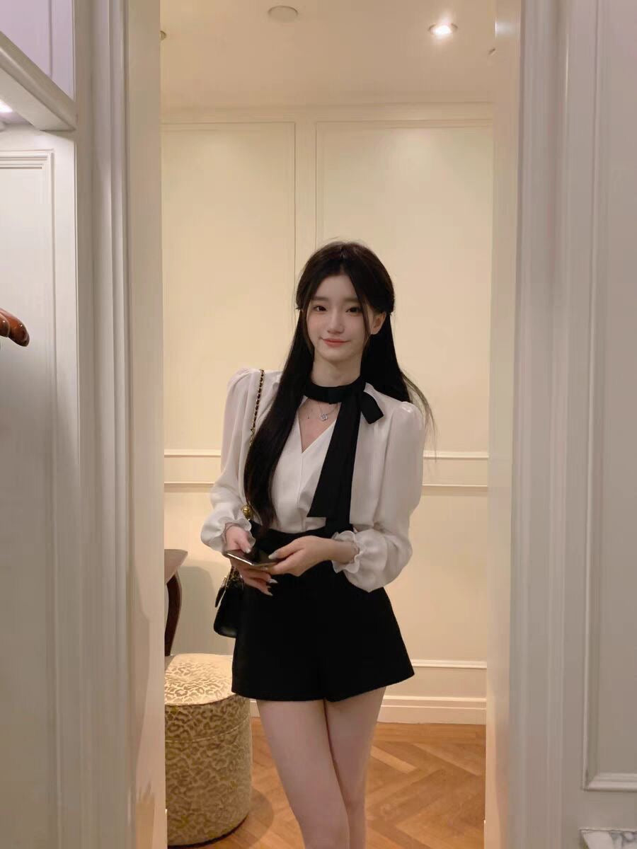 赫本早晨 黑白衬衫高腰短裤气质套装 Hepburn morning style: black and white shirt with high-waisted shorts set
