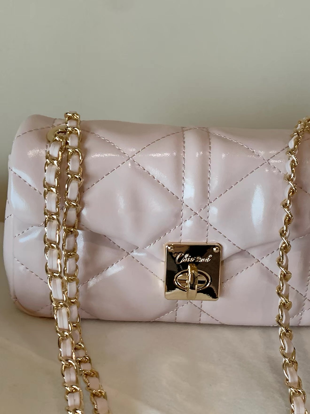 Sweet Cool Black-Pink Quilted Chain Shoulder Bag