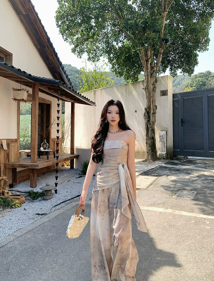 米兰假日 一字肩抹胸上衣阔腿裤套装  Milan Holiday – Off-Shoulder Bustier Top and Wide-Leg Pants Set