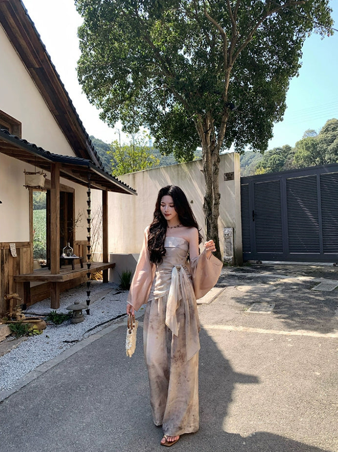 米兰假日 一字肩抹胸上衣阔腿裤套装  Milan Holiday – Off-Shoulder Bustier Top and Wide-Leg Pants Set