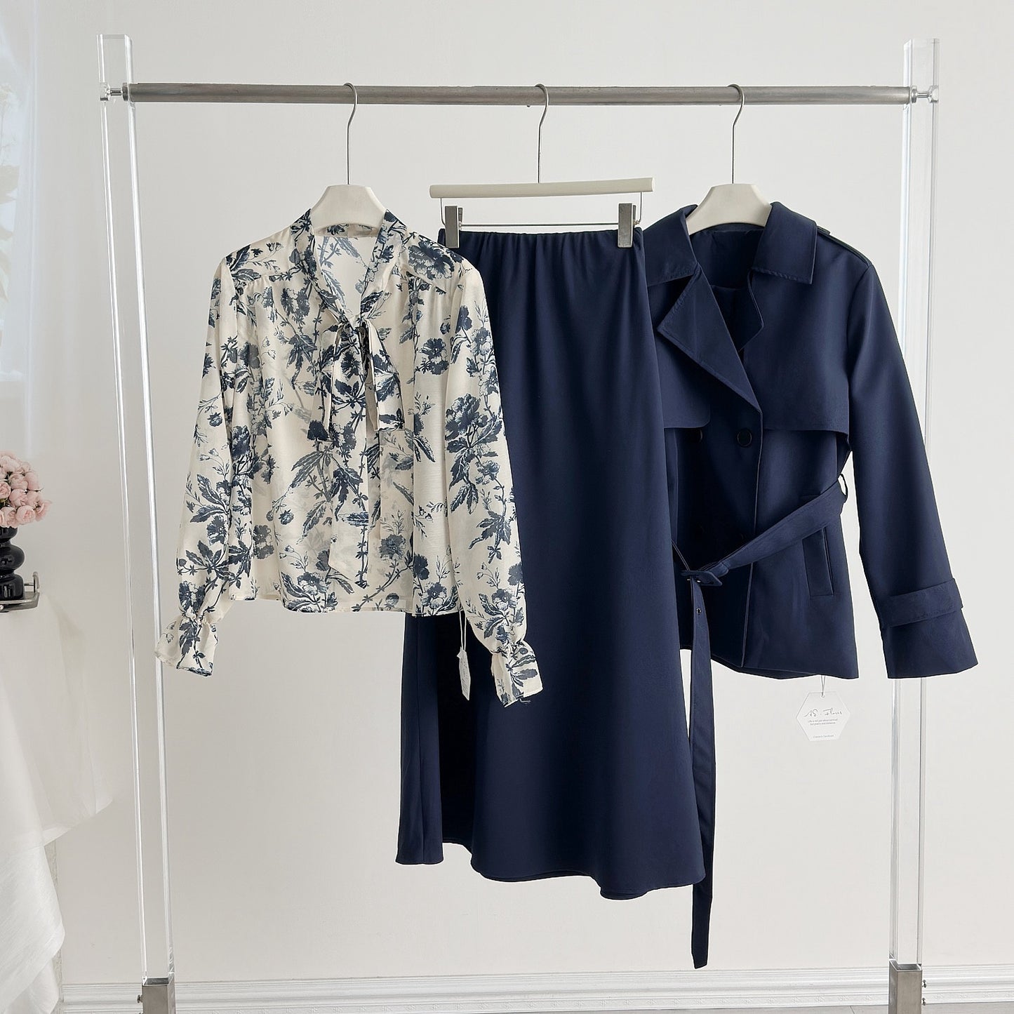 墨染花影 衬衫半裙风衣套装 Shadows of the Ink Oriental Bloom Blouse & Skirt Set