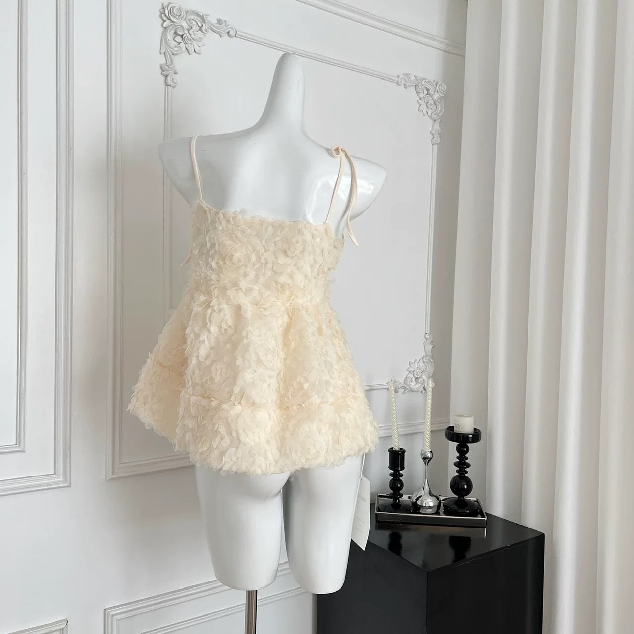 巴黎苏雪 山茶花吊带上衣 Paris Souxue – Camellia Spaghetti Strap Top