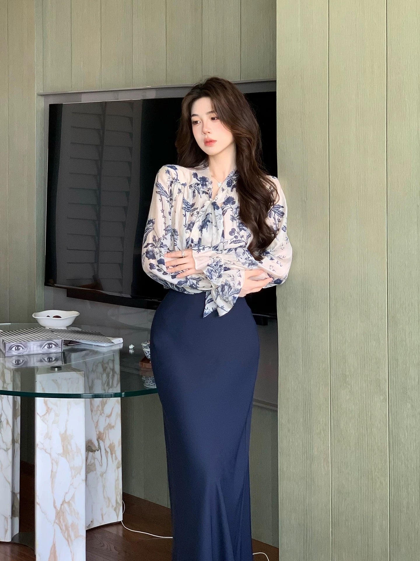 墨染花影 衬衫半裙风衣套装 Shadows of the Ink Oriental Bloom Blouse & Skirt Set