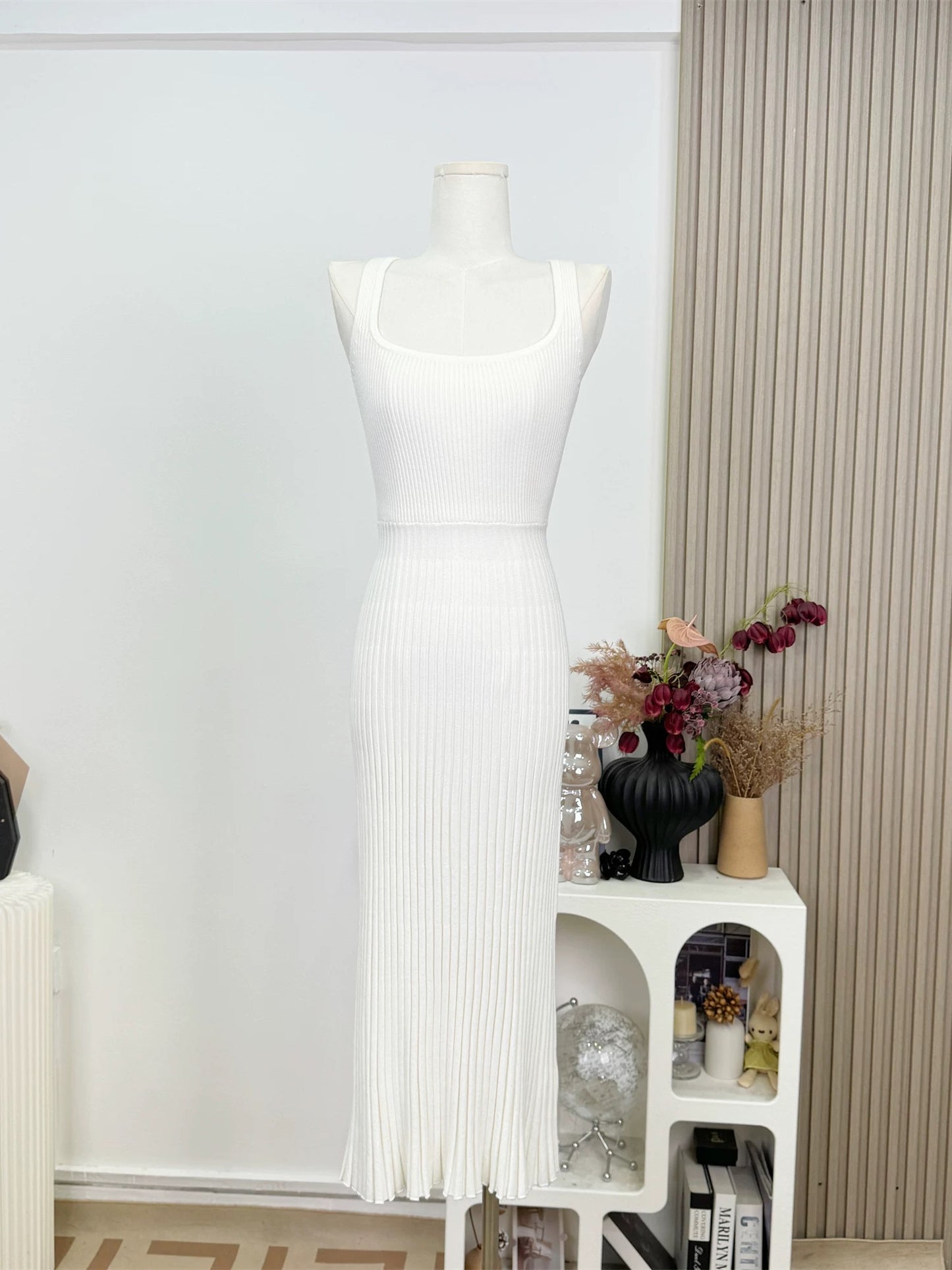 淡颜茉莉 日常气质大方针织连衣裙 Light Jasmine Daily Elegant Knitted Dress