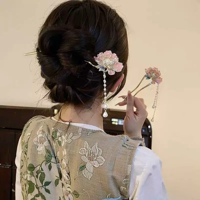 牡丹流苏 新中式粉色牡丹发簪 Peony & Tassel: New Chinese Style Pink Peony Hairpin