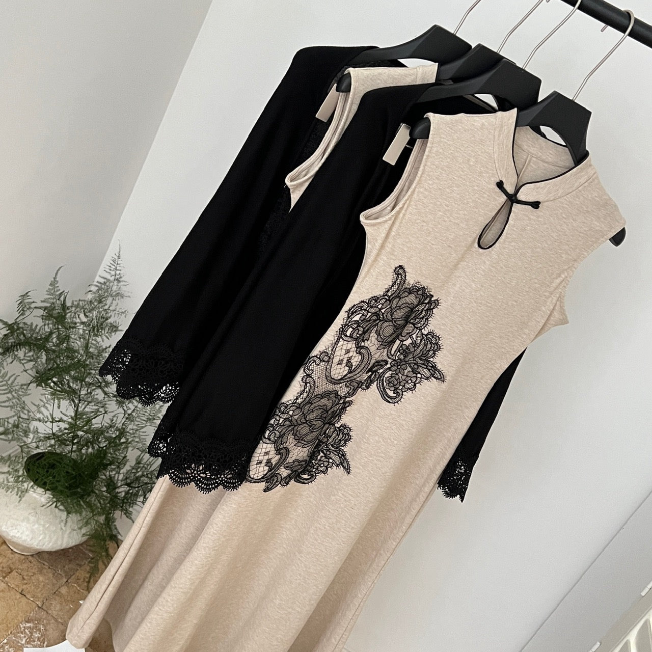 上海姑娘 新中式无袖旗袍开衫套装 Shanghai Girl – Modern Chinese Sleeveless Qipao Cardigan Set