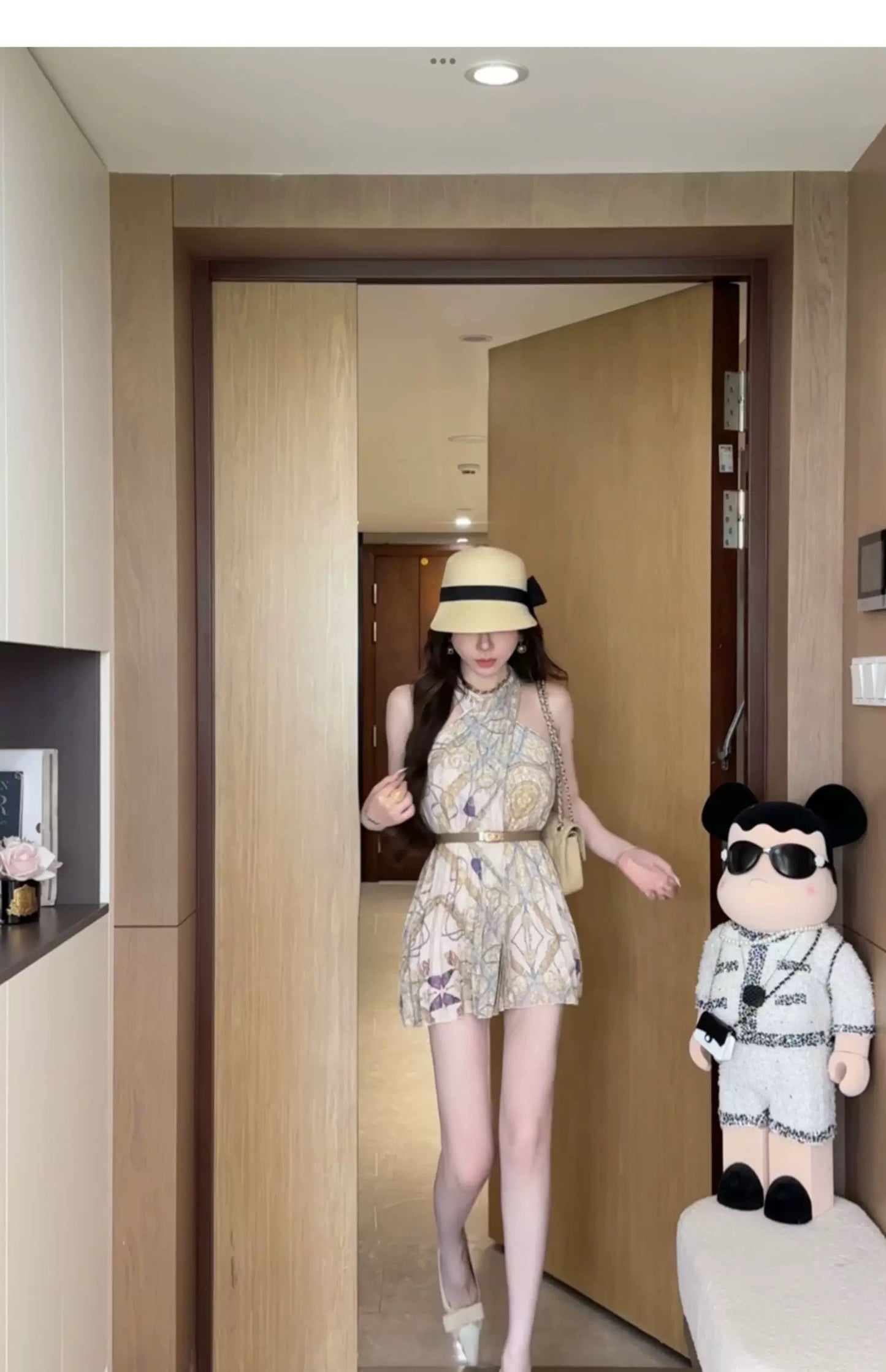 尼罗浮宫 交叉挂脖印花连衣裙 Nile Louvre Cross-Halter Printed Dress