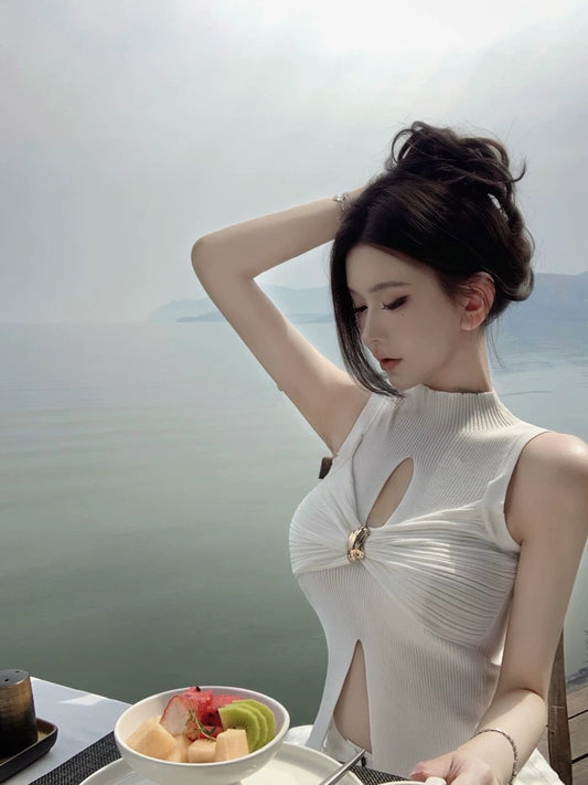 腰线杀手 扭结针织高领无袖上衣 Waistline Killer Twisted Knit High-Neck Sleeveless Top