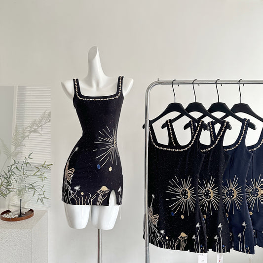 星河缪斯 复古刺绣开叉连衣裙 Galaxy Muse Vintage Embroidered Slit Dress