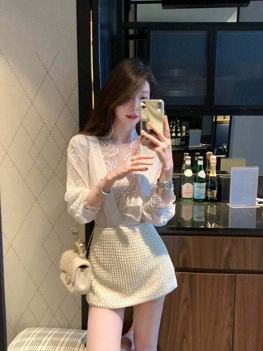 高智韩女 玫瑰蕾丝V领衬衫 Elegant Korean Style Rose Lace V-Neck Blouse
