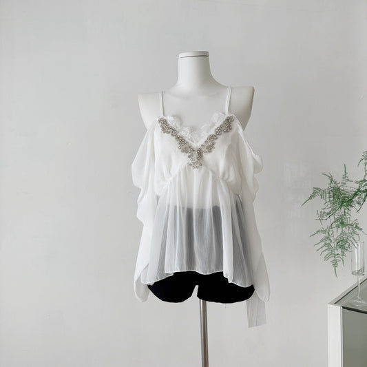 白巧慕斯 白色镶钻V领微透上衣 White Chocolate Mousse White Sheer V-Neck Top with Rhinestone Embellishments