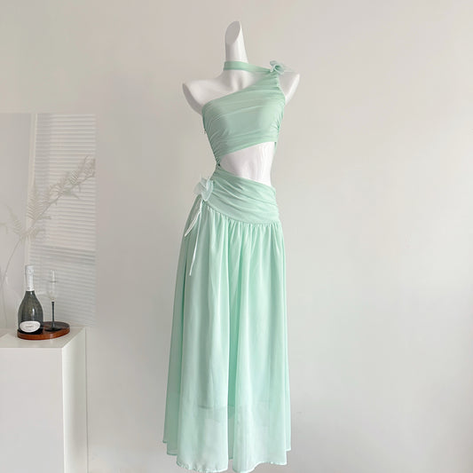 丝萝乔木 斜肩露腰网纱连衣裙 Silk Vine & Tall Tree One-Shoulder Mesh Dress with Cutout Waist