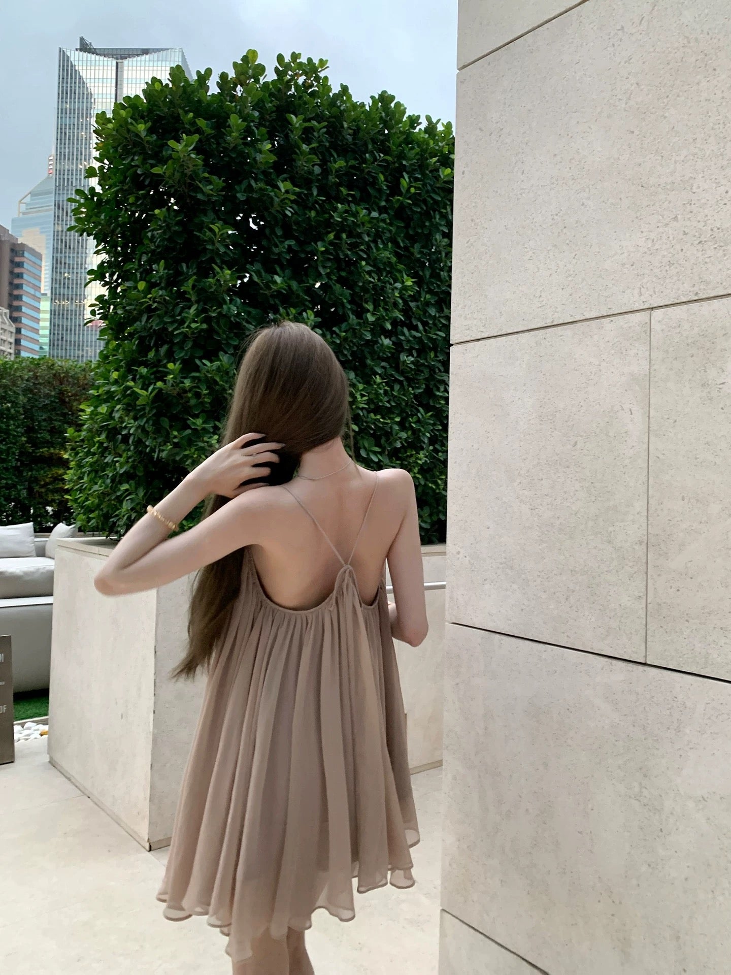 浪漫匿名 雪纺连衣裙露背挂脖连衣裙 Romantic Anonymous Backless Halter Neck Chiffon Dress