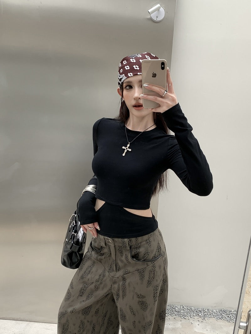 危险呼吸 辣妹风露腰修身上衣 Fatal Attraction: Skinny Cropped Long Sleeve Top