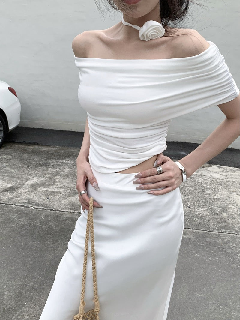 微醺花火 一字肩短袖花朵上衣 Blooming Shoulder Off-the-shoulder Floral Crop Top