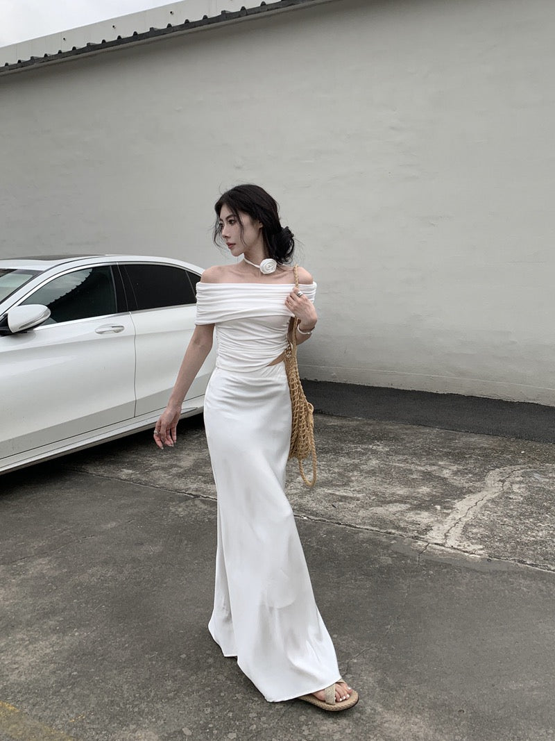 微醺花火 一字肩短袖花朵上衣 Blooming Shoulder Off-the-shoulder Floral Crop Top