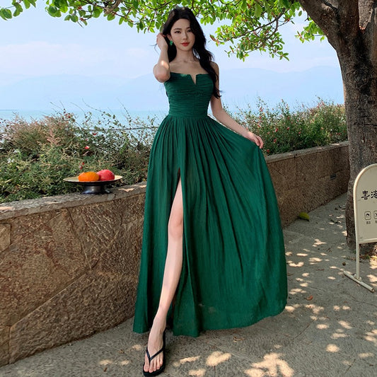 阳光亲吻 露背吊带镂空度假开叉长裙 Sun-kissed Backless Resort Dress