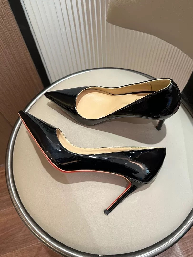 超舒服-红底侧空裸色高跟鞋 Super comfortable nude side-cut high heels with red soles