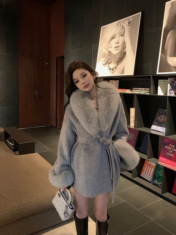 月影恋人 灰色双面呢羊绒狐狸毛皮草外套 Moon Shadow Lover Grey Reversible Wool-Cashmere Coat with Fox Fur Trim