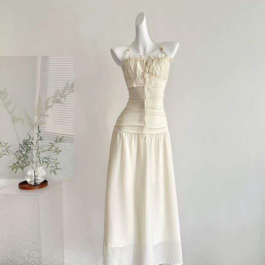 柔欲美神 吊带褶皱收腰显瘦连衣裙 Soft Goddess Ruched Waist-Slimming Spaghetti Strap Dress