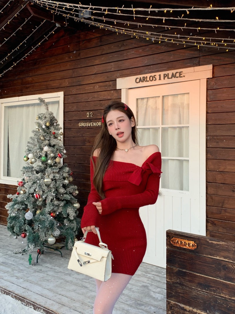 圣诞红彤彤 一字肩蝴蝶结显身材针织连衣裙 Red Off-Shoulder Bow Knit Bodycon Dress – Christmas Style