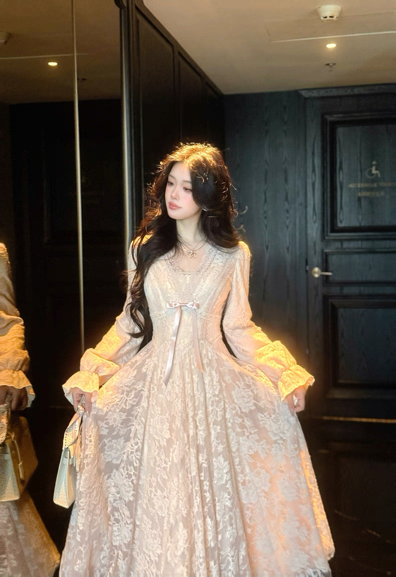 迷迭花园 蕾丝收腰千金风连衣裙  Rosemary Garden Lace Waist-Cinched Debutante-Style Dress