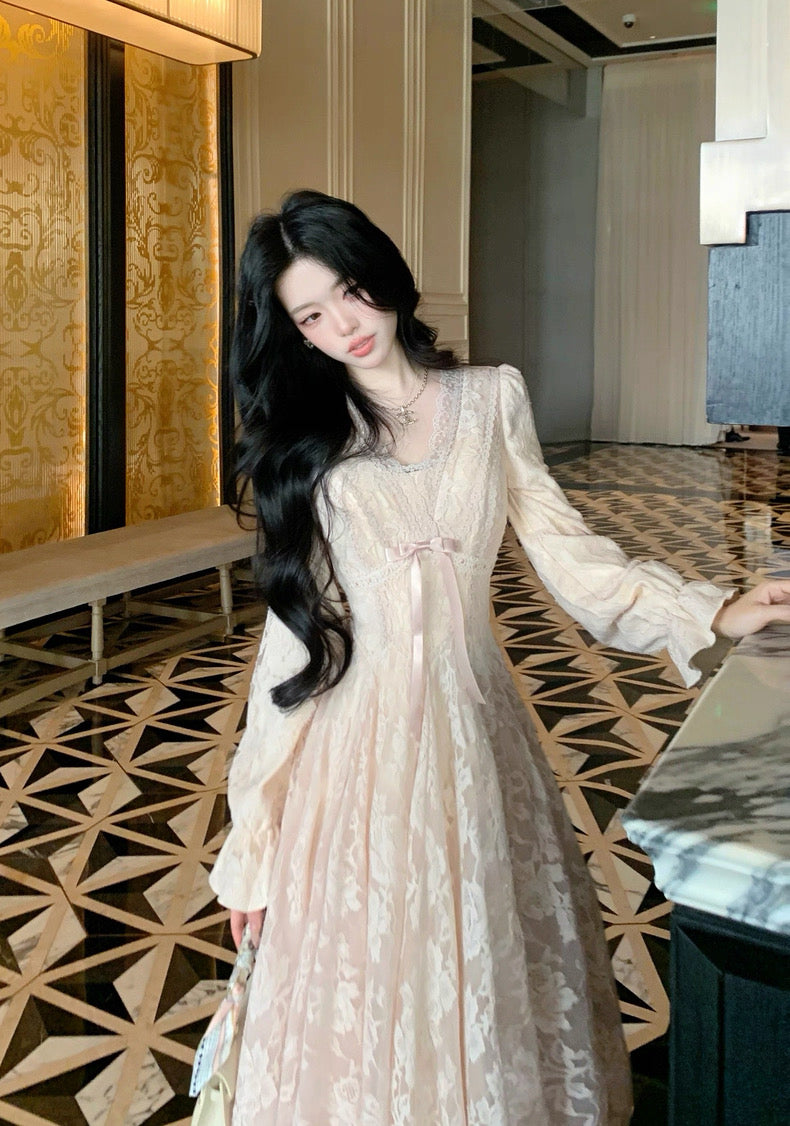 迷迭花园 蕾丝收腰千金风连衣裙  Rosemary Garden Lace Waist-Cinched Debutante-Style Dress