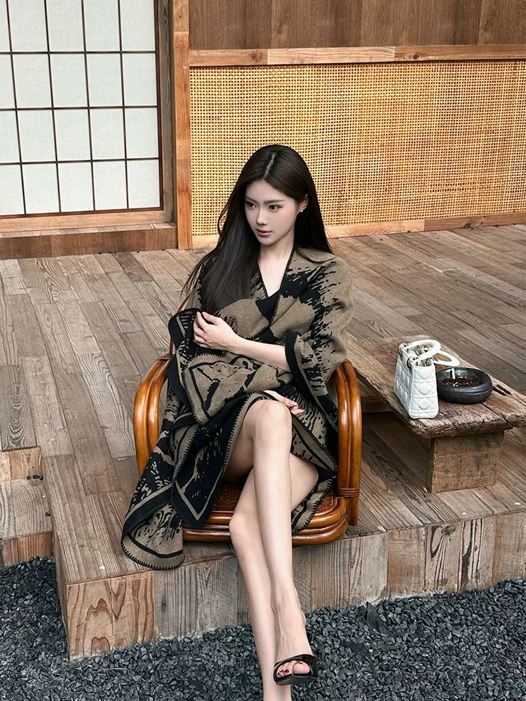 东方古早味 墨染黑驼色百搭披肩 Oriental Vintage-Inspired Ink-Dyed Black Camel Shawl