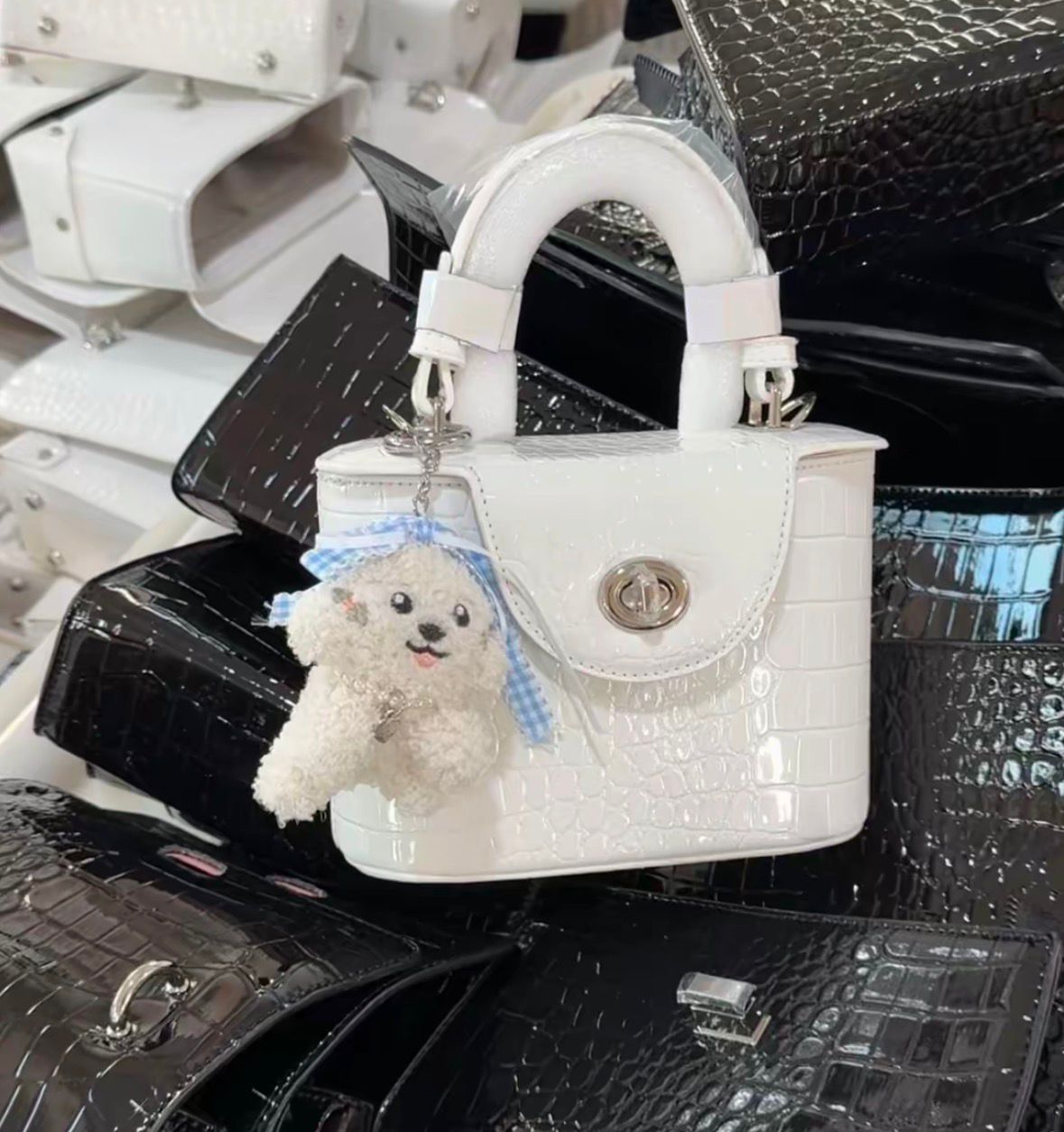 Lumière Mini Box Hand Bag